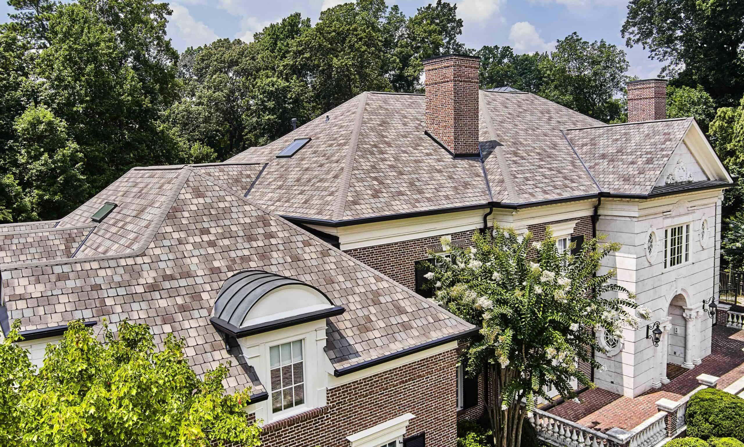Algae-Free Roofing with Scotchgard